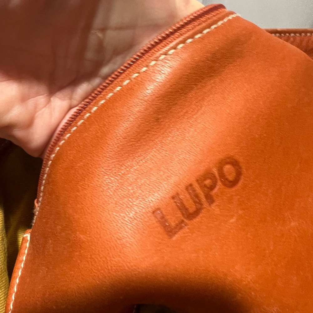 Chic Brown Leather Lupo Barcelona Hobo Bag - Picture 5 of 16